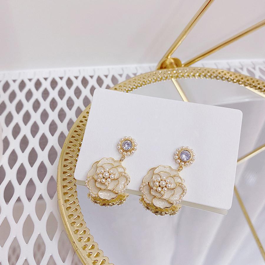 その他アクセサリー | ツバキ ピアス 韓国 アクセサリー 女性