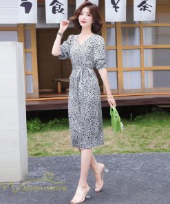 ミディアム | ワンピース レディース 着痩せ 花柄 Vネック 半袖 膝丈 サマーワンピース きれいめ エレガント 30代 40代 50代 大人 春 薄手 ひざ丈 お出かけ 上品 夏 デート