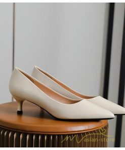 パンプス | 20.5cm~26.5cmミドルヒール ポインテッドトゥ 走れる ヒール レディース 結婚式 通勤 二次会 小さいサイズ 大きいサイズ 仕事 面接 30代