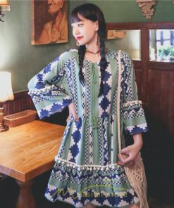 ミニ丈 | ワンピース 夏秋 レディース 長袖 綿麻 ひざ上 ショート かわいい リゾート 休み 旅行 お出かけ 華やか 着痩せ ゆったり 幾何学柄 エスニック風 Vネック 民族風