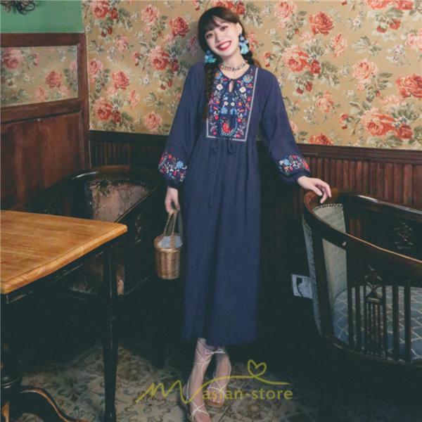 マキシ | ワンピース ロングワンピ パーティー お呼ばれ デート ゆったり 女子会 食事会 白 赤 黄色 青 Aライン 長袖 エスニック風 2022年夏秋新作 刺繍 Vネック 綿麻