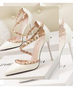 サンダル | レディース エレガント ハイヒール リベット ポインテッドトゥ ピンヒール アンクルストラップ シューズ 痛くない パンプス