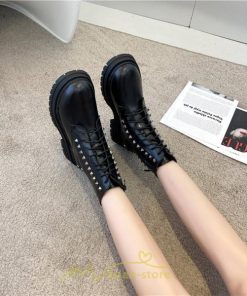 ショートブーツ | ブーツ レディース トレンド ミドル 厚底 袴ブーツ 黒 レースアップ 編み上げ オフホワイト 通勤 オフィス 疲れにくい 歩きやすい あったか 通学