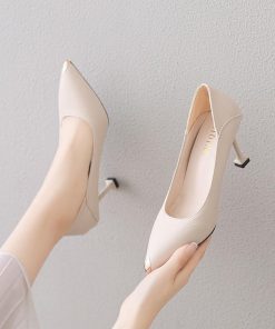 パンプス | ポインテッドトゥピンヒール 紐なし スリップオン ミドルヒール 黒 柔らか 滑り止めソール シューズ 30代40代 レディース 靴 オフィス