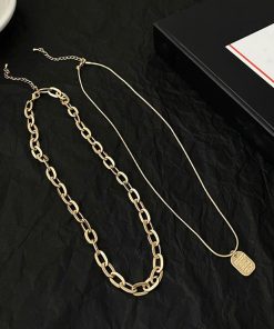 ネックレス | チョーカーチェーン ペンダント 女性 アクセサリー レディース シンプル 2連文字モチーフ 大人