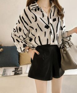 在庫ある | 短納期シャツレディースブラウス ビジネスカジュアルゆったりシャツトップス フォーマルシャツ オフィスブラウス プリント 薄手 ゆったり 春夏衣装 通学通勤