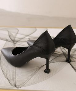 パンプス | ポインテッドトゥピンヒール 紐なし スリップオン ミドルヒール 黒 柔らか 滑り止めソール シューズ 30代40代 レディース 靴 オフィス