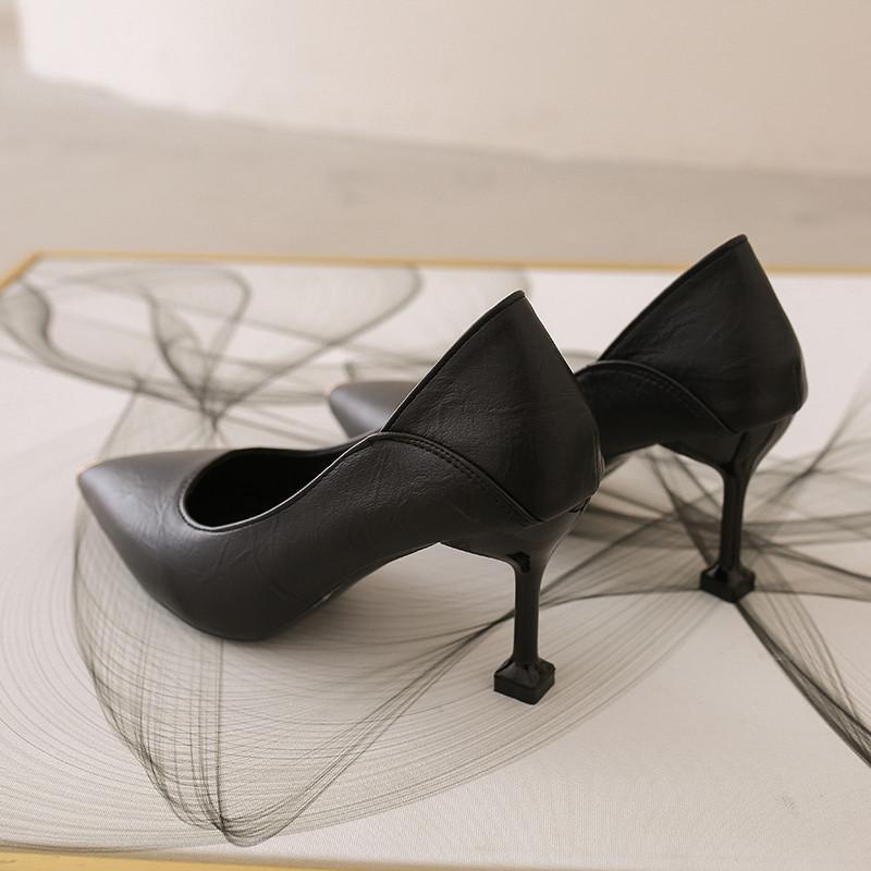 パンプス | ポインテッドトゥピンヒール 紐なし スリップオン ミドルヒール 黒 柔らか 滑り止めソール シューズ 30代40代 レディース 靴 オフィス
