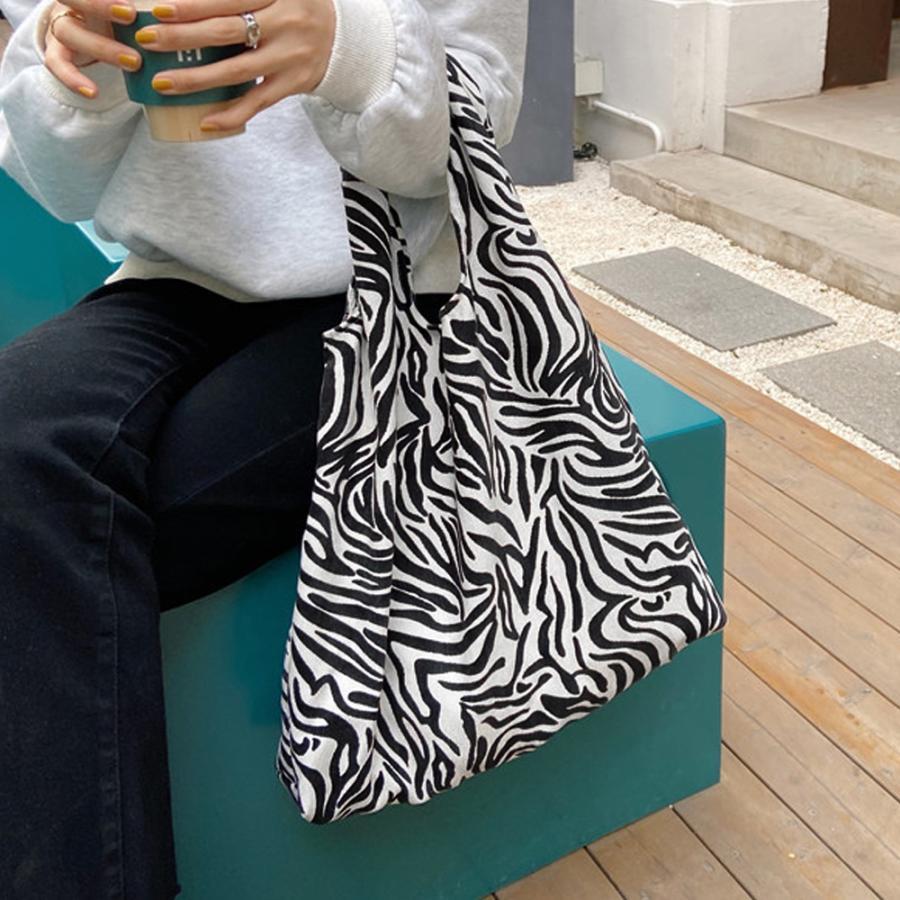 トートバッグ | 大容量 アニマル柄 A4