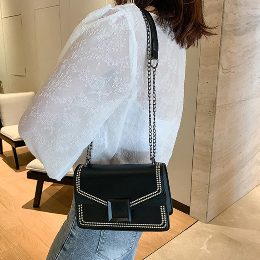 ショルダーバッグ | スクエアバッグ かばんブラック 肩掛け チェーンバッグ 斜めがけ ミニレディース 小さめ レザー 大人