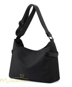 メンズバッグ | ショルダーバッグ 2サイズ シンプル 軽量 ボディバッグ 肩掛け 斜めがけ ワンショルダーバック 軽い 肩がけ カッコウイイ ナイロン製 2色 鞄 バッグ 小さめ