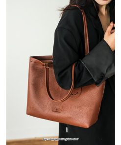 女性用バッグ | ショルダーバッグ 肩掛け 韓国風 レディース バッグ シンプル カジュアル 軽量 韓国バッグ プレゼント ギフト 軽い 通勤 30代 50代 20代 10代 通学 40代