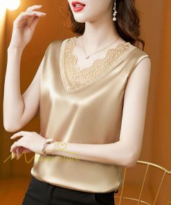 キャミソール タンクトップ | レディース トップス タンクトップ ノースリーブ 無地 『襟元レースデザインタンク』 Ｖネック Ｖネックタンク 20代30代40代50代 快適 アウター 着痩せ インナー