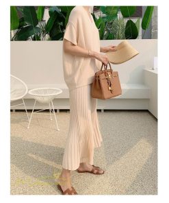 送料無料SALE | セットアップ ニット トップス パンツ ストレッチ 涼感 夏ニット 半袖 九分丈 ウエストゴム レディース 2点セット 30代40代 無地 ゆったり Vネック 上品