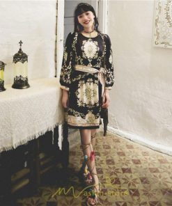 ミニ丈 | ワンピース 長袖 膝上 ひざ上 夏 秋 きれいめ レディース 大人 カジュアル かわいい 上品 リゾート お出かけ ワンピ 小柄 赤 黒 花柄 低身長 二色展開