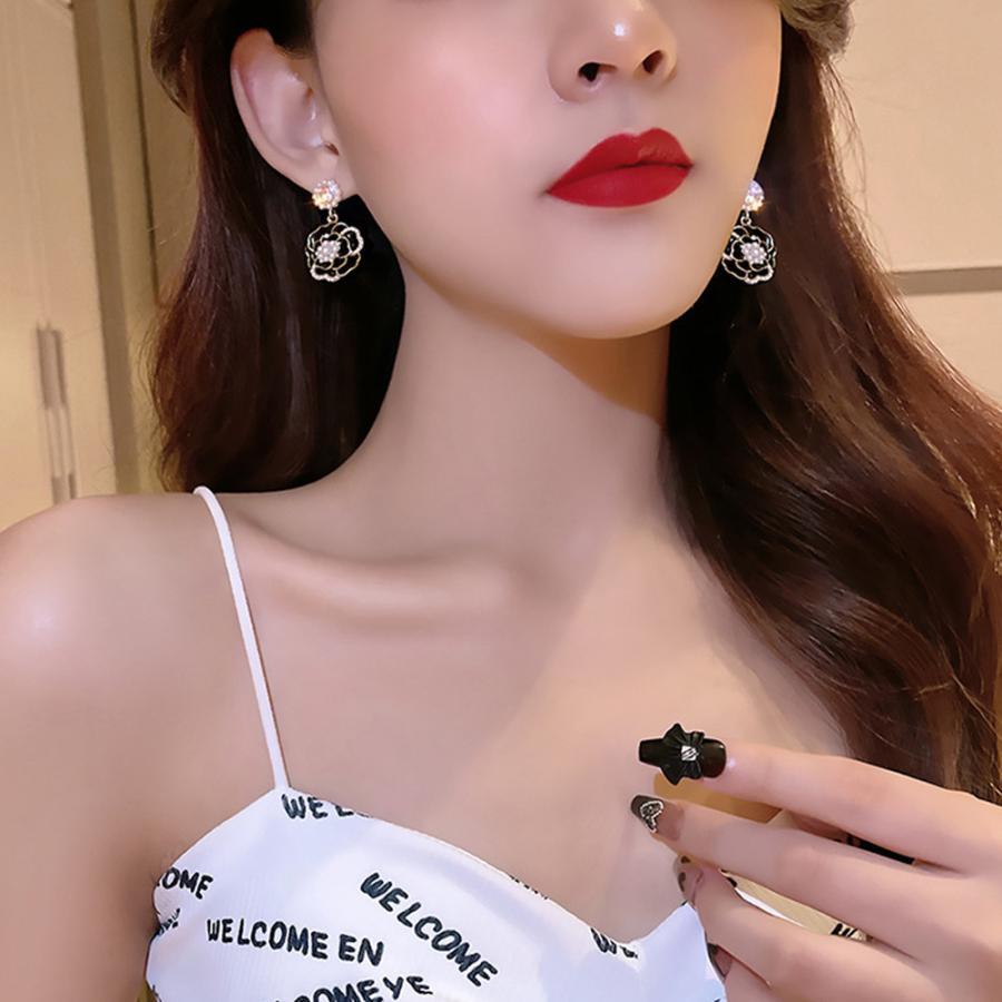 その他アクセサリー | ツバキ ピアス 韓国 アクセサリー 女性