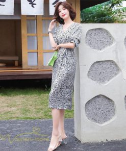 ミディアム | ワンピース レディース 着痩せ 花柄 Vネック 半袖 膝丈 サマーワンピース きれいめ エレガント 30代 40代 50代 大人 春 薄手 ひざ丈 お出かけ 上品 夏 デート