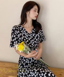 ミディアム | ワンピース レディース 着痩せ 花柄 半袖 大きいサイズ 上品 Aラインワンピース ゆったり Vネック ハイウエスト ミディアム丈 お出かけ 通勤 ひざ丈 通学