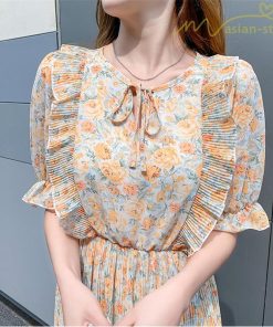 ミディアム | ワンピース プリーツフレア フェミニン Aライン リボンデザイン 小花柄 リゾートワンピ ウエストゴム ハイウエスト 2020新制作 ピンタック 夏コーデ 薄手