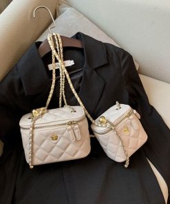 ショルダーバッグ | ミニバッグ 肩掛け キルティング チェーンバッグ レディース フェイクレザー ボックス斜め掛け