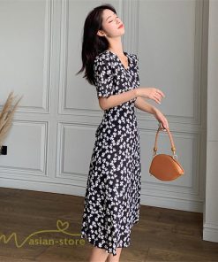 ミディアム | ワンピース レディース 着痩せ 花柄 半袖 大きいサイズ 上品 Aラインワンピース ゆったり Vネック ハイウエスト ミディアム丈 お出かけ 通勤 ひざ丈 通学
