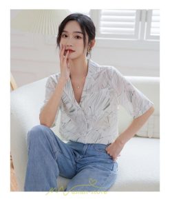 シャツ・ブラウス | ブラウス シャツ 花柄シャツ 花柄 半袖 レディース オシャレ 20代 30代 40代 春 秋 夏 カジュアル お出かけ 新作 着痩せ Vネック OL ビジネス 通勤 ファッション