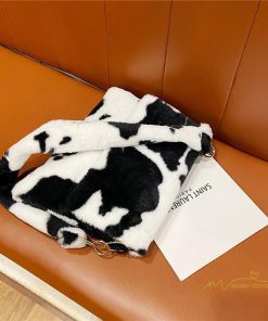 女性用バッグ | バッグ レディース ショルダーバッグ 肩掛け 可愛い 斜めがけ 鞄 かばん 黒白 もこもこ 春物