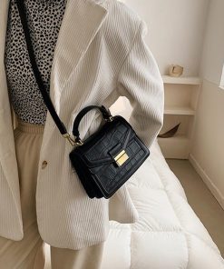 ショルダーバッグ | クロコ型押し 韓国風