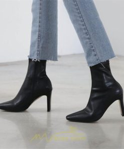 ショートブーツ | ブーツ レディース ショート スクエアトゥ チャンキーヒール ブラック 黒 オフホワイト ベージュ ファスナー 通学 疲れにくい 歩きやすい オフィス 通勤