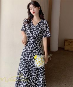 ミディアム | ワンピース レディース 着痩せ 花柄 半袖 大きいサイズ 上品 Aラインワンピース ゆったり Vネック ハイウエスト ミディアム丈 お出かけ 通勤 ひざ丈 通学