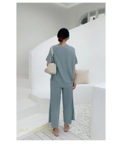 送料無料SALE | セットアップ ニット トップス パンツ ストレッチ 涼感 夏ニット 半袖 九分丈 ウエストゴム レディース 2点セット 30代40代 無地 ゆったり Vネック 上品