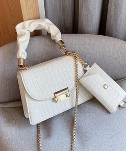 ショルダーバッグ | クロコ型押し ポーチ付き