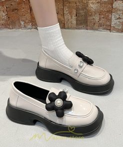 ローファー | 学生 女子 レディース 通学 通勤 学生靴 学校 軽量 花飾り 可愛い 上品 キレイめ 疲れにくい 痛くない 送料無料 フォーマル コンフォート