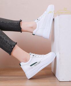 スニーカー | 白厚底レディース 運動靴 ローカットウォーキングシューズ 可愛い 軽量 白シューズ 靴 疲れない 美脚 防滑