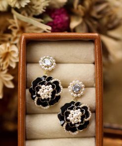 その他アクセサリー | ツバキ ピアス 韓国 アクセサリー 女性