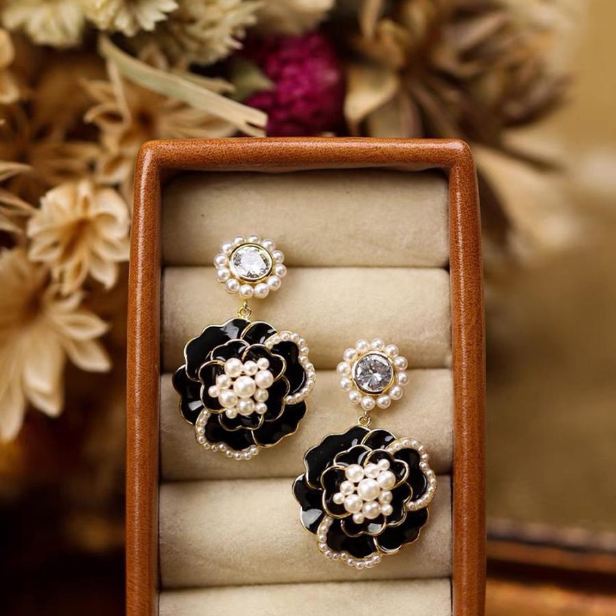 その他アクセサリー | ツバキ ピアス 韓国 アクセサリー 女性