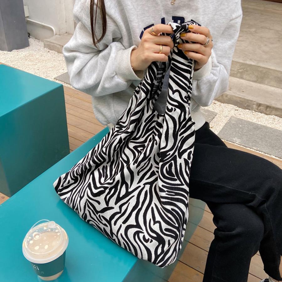 トートバッグ | 大容量 アニマル柄 A4