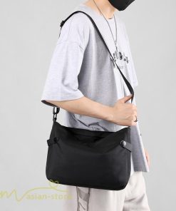 メンズバッグ | ショルダーバッグ 2サイズ シンプル 軽量 ボディバッグ 肩掛け 斜めがけ ワンショルダーバック 軽い 肩がけ カッコウイイ ナイロン製 2色 鞄 バッグ 小さめ