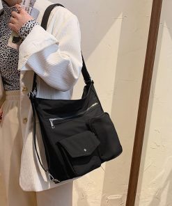 ショルダーバッグ | ナイロン無地 大容量