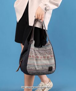 女性用バッグ | トートバッグ レディース 軽い キャンバス 帆布 仕切り 50代 40代 30代 20代 10代 おしゃれ 大容量 軽量 カジュアル キレイめ お出かけ 通勤 通学 大学生