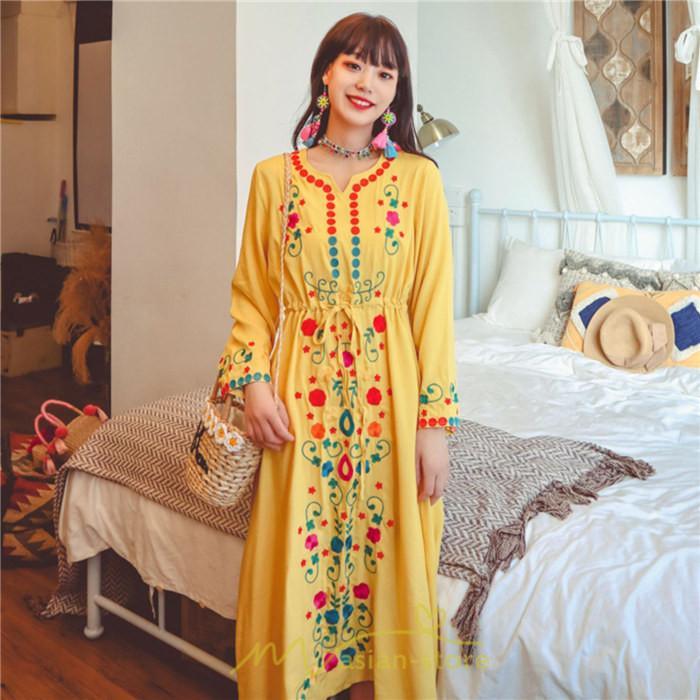 マキシ | ワンピース コットン 長袖ワンピース カジュアル ゆったり ナチュラル シンプル 可愛い 夏 秋 エスニック Vネック 鎖骨 レトロ 黄色 刺繍 白 青 三色展開
