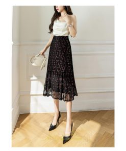 スカート | レース きれいめ 30代 40代 50代 着やせ 上品 春夏秋冬 ハイウェスト 花柄 コーデ 黒 ひざ下 膝下 知的 Aライン オシャレ 脚長効果 通勤OL 着痩せ