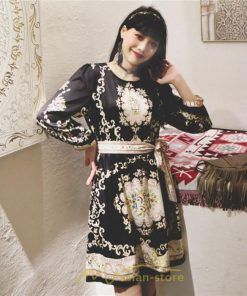 ミニ丈 | ワンピース 長袖 膝上 ひざ上 夏 秋 きれいめ レディース 大人 カジュアル かわいい 上品 リゾート お出かけ ワンピ 小柄 赤 黒 花柄 低身長 二色展開