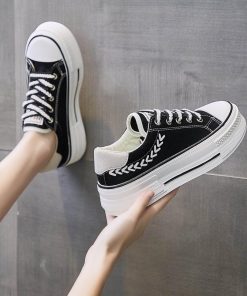 スニーカー | レディースシューズ レースアップ ローカット 厚底靴 履きやすい キャンバス カジュアルシューズ フラットシューズ
