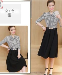 ミディアム | 即日発送 ワンピース フレアワンピース レディース ミディアムワンピース ひざ丈 七分袖 ストライプ ハイウエスト OLワンピ リボン付き ドッキングワンピース