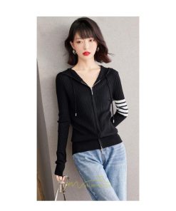 ニット・セーター | カーディガン レディース ニット 上品 カーデ ジャケット シンプル 長袖 秋 冬 秋冬 大人 レトロ風 着痩せ ウール 通勤 カジュアル フード付き 楽チン