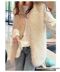 ベスト | ボリュームフェイクファーファー毛皮レディース 冬 フェイクファー 毛皮コート アウター ノースリーブ ふわふわ ジレ 秋冬 前開き