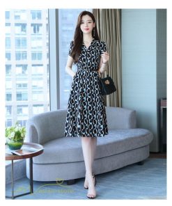 ミディアム | ワンピース レディース 着痩せ 半袖 膝丈 ミディアムワンピース ファッション ミディアムワンピース 夏 Vネック サマーワンピース 上品 日常感 大きいサイズ