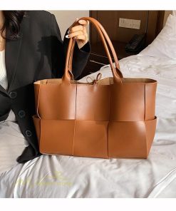 女性用バッグ | バッグ レディース トートバッグ 大きめ 軽い A4 肩掛け 無地 シンプル 通勤 通学 大容量 多収納 マザーズバッグ お買い物 お出かけ PUレザー 2021作 おしゃれ