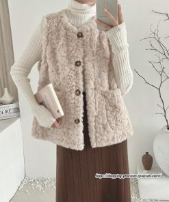 ベスト | ファーレディース 秋冬 ショート丈 アウター ジレ 羽織り 前開き ボタン カーディガン 袖なし コーデ 送料無料 フェイクファー ノーカラー